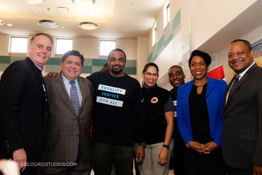 Chicago education leaders team up with Salesforce and Chicago city leaders before service activities on MLK Day in Chicago.